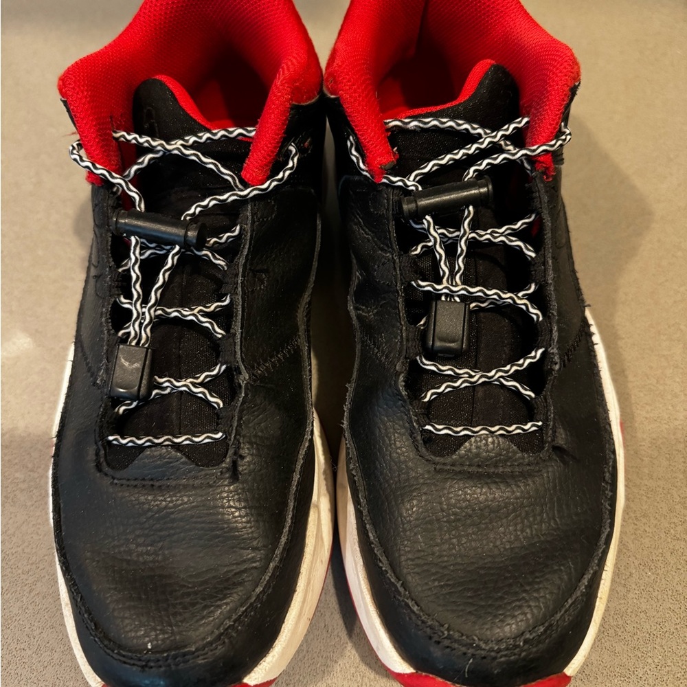 Boys Jordan Max Aura 3 Bred Shoes